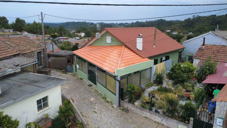 Moradia à venda em Caria, Vouzela, Viseu