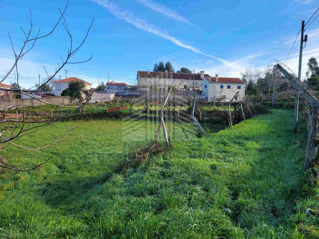 Terreno PARA CONSTRUÇÃO